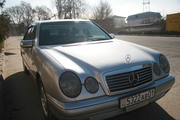 Mercedes- Benz E320,  1995,  3000$